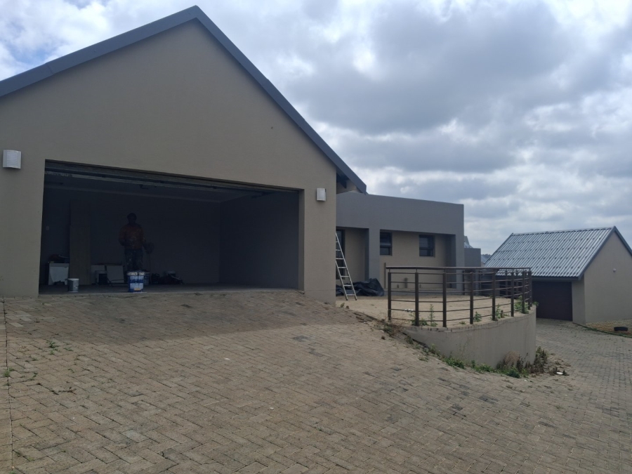 To Let 3 Bedroom Property for Rent in Hillside Free State